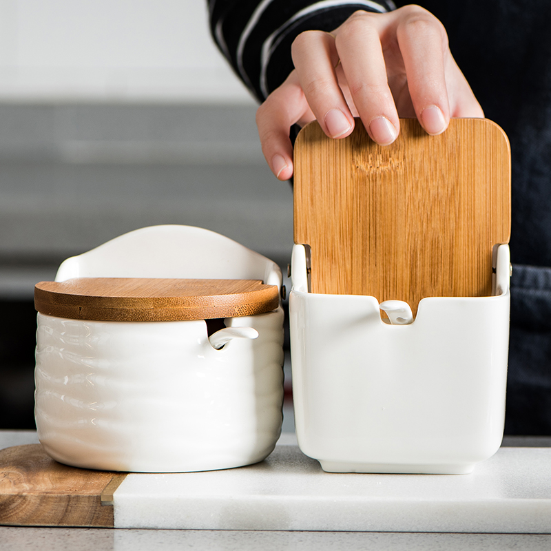 Creative household porcelain soul ceramic seasoning as cans suite kitchen condiments white sauce pot set salt jars