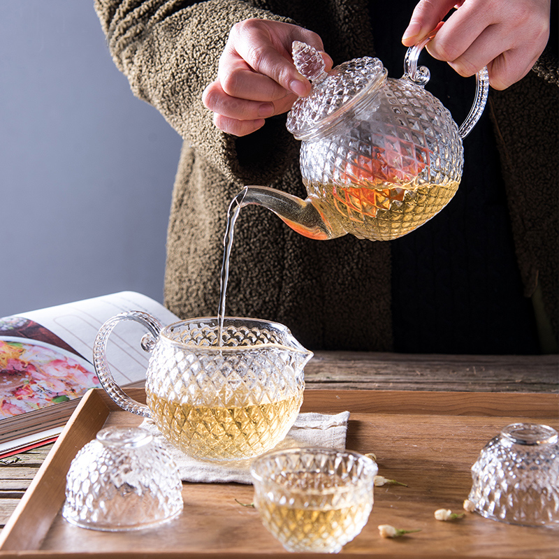 Porcelain soul home small transparent glass tea cup cold flower tea kettle baroque surface