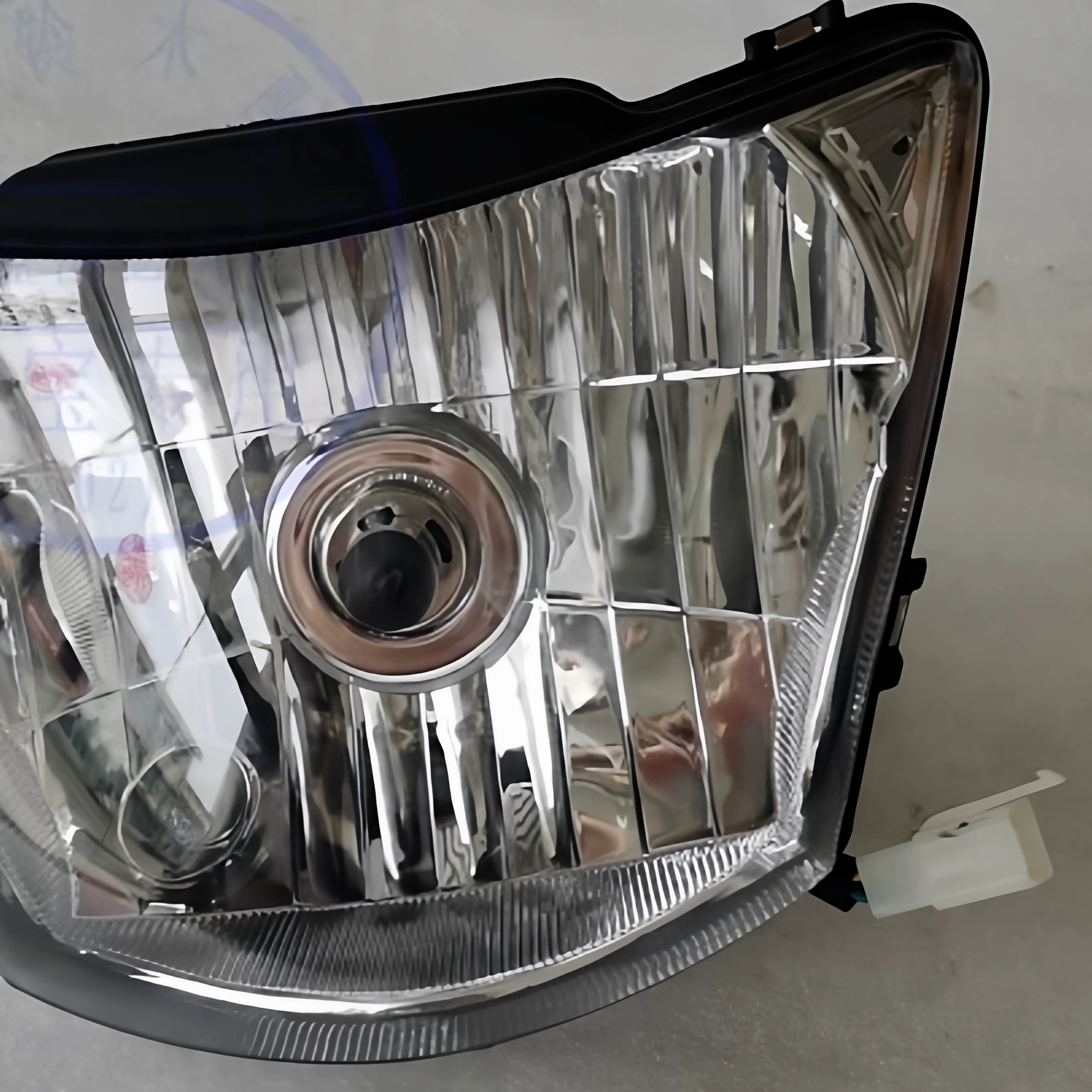 Подходит для головной фары мотоцикла Qingqi Suzuki Junlong GS125R QS125-2A передняя подсветка против запотевания маленький свет