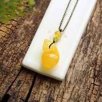 Shangshi Qingling natural amber beeswax money bag bag pendant three-dimensional carved piece raw stone raw ore choker necklace
