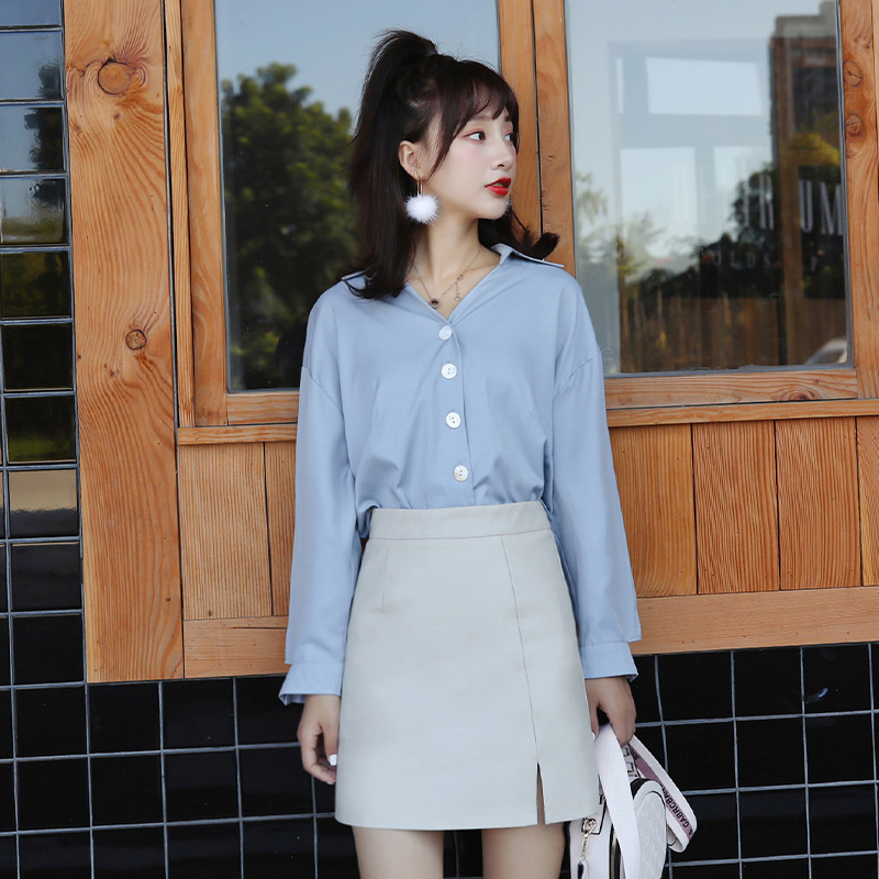 chic retro port flavor shirt women's long-sleeved loose hanging heart open collarbone V-neck design niche white shirt