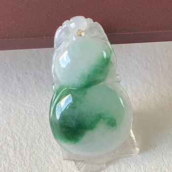 Burmese natural a-grade ice jade jade gourd fu melon fu bean pendant