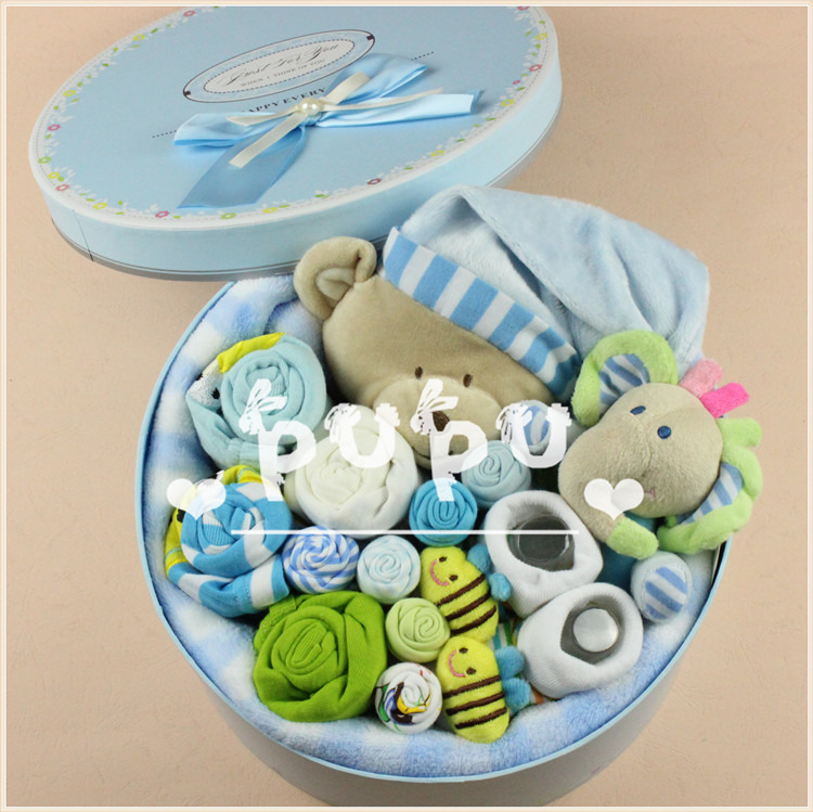 Coffret cadeau pour bébé - Vêtements + Accessoires - Ref 1953479 Image 10