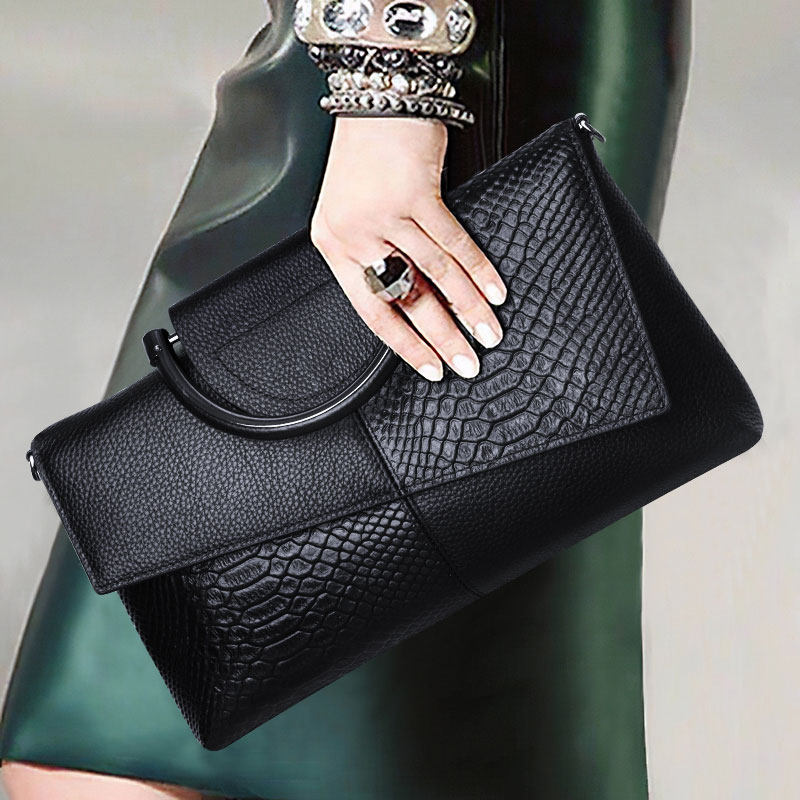 Tide brand leather clutch bag women 2021 new trendy large capacity banquet handbag ladies fashion Messenger bag female small bag