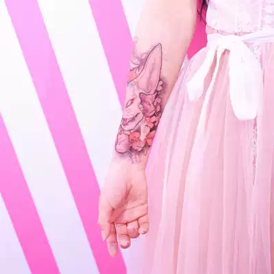 She paints Japanese-style ukiyo-e female waterproof long-lasting tattoo stickers dark flower arms sexy cat personality cool arm girl