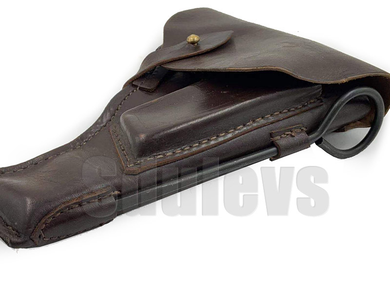 Military version of the original Soviet TT33 cowhide tool set