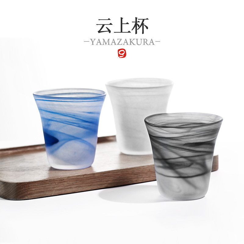 Nitro Cloud to glass girl cute glass glass Japanese whiskey glass Edo nitro hand in