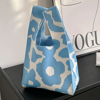 Синий, в цветочек