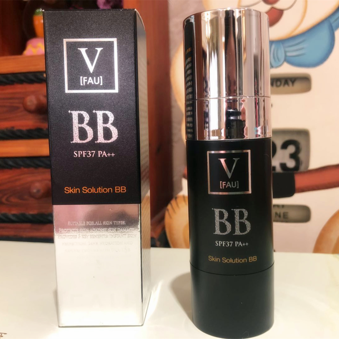 Korea V FAU regenerating water light small black tube black BB cream with snow grass to repair the flawless moisturizing woman available