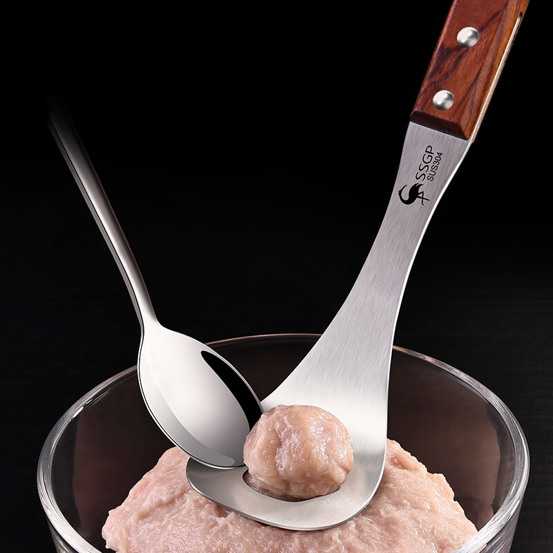 304 stainless steel meatballs maker Home pressed fish balls spoons for shrimp sliding molds Manual squeeze of meatballs tools