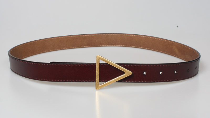 Ceinture À Boucle Triangulaire En Métal À La Mode display picture 5