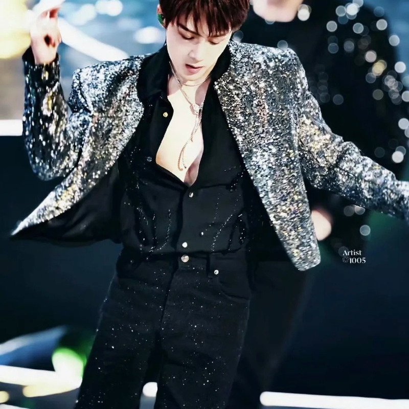 Tan Jianci's Same Style Silver Sequin Short Blazer Male Singer Stage Performance Outfit Street Dance Host Suit