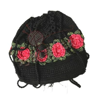 Черные плюс красные цветы