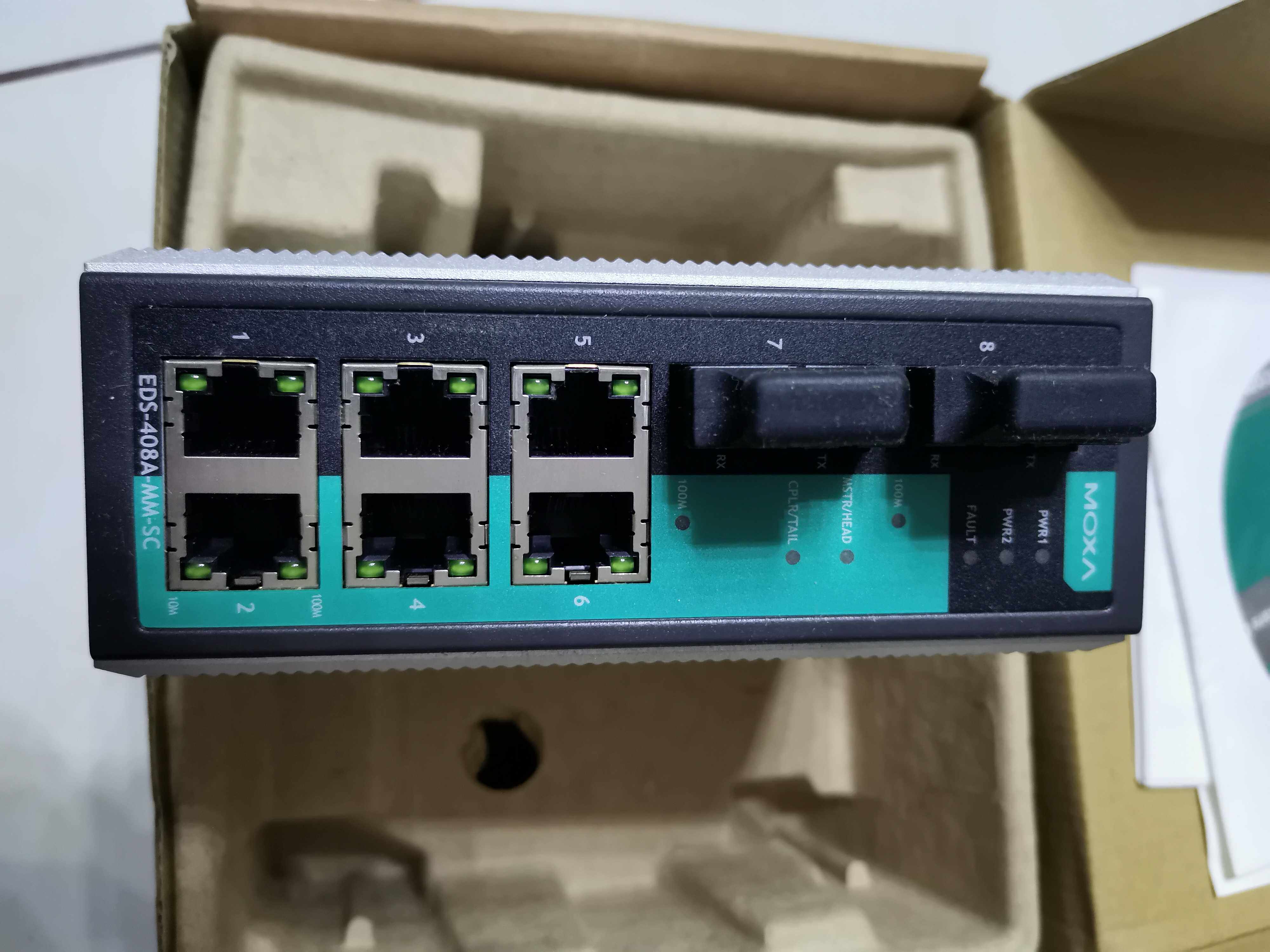 MOXA EDS-408A-MM-SC Industrial Ethernet Manageable Multimode Switch.