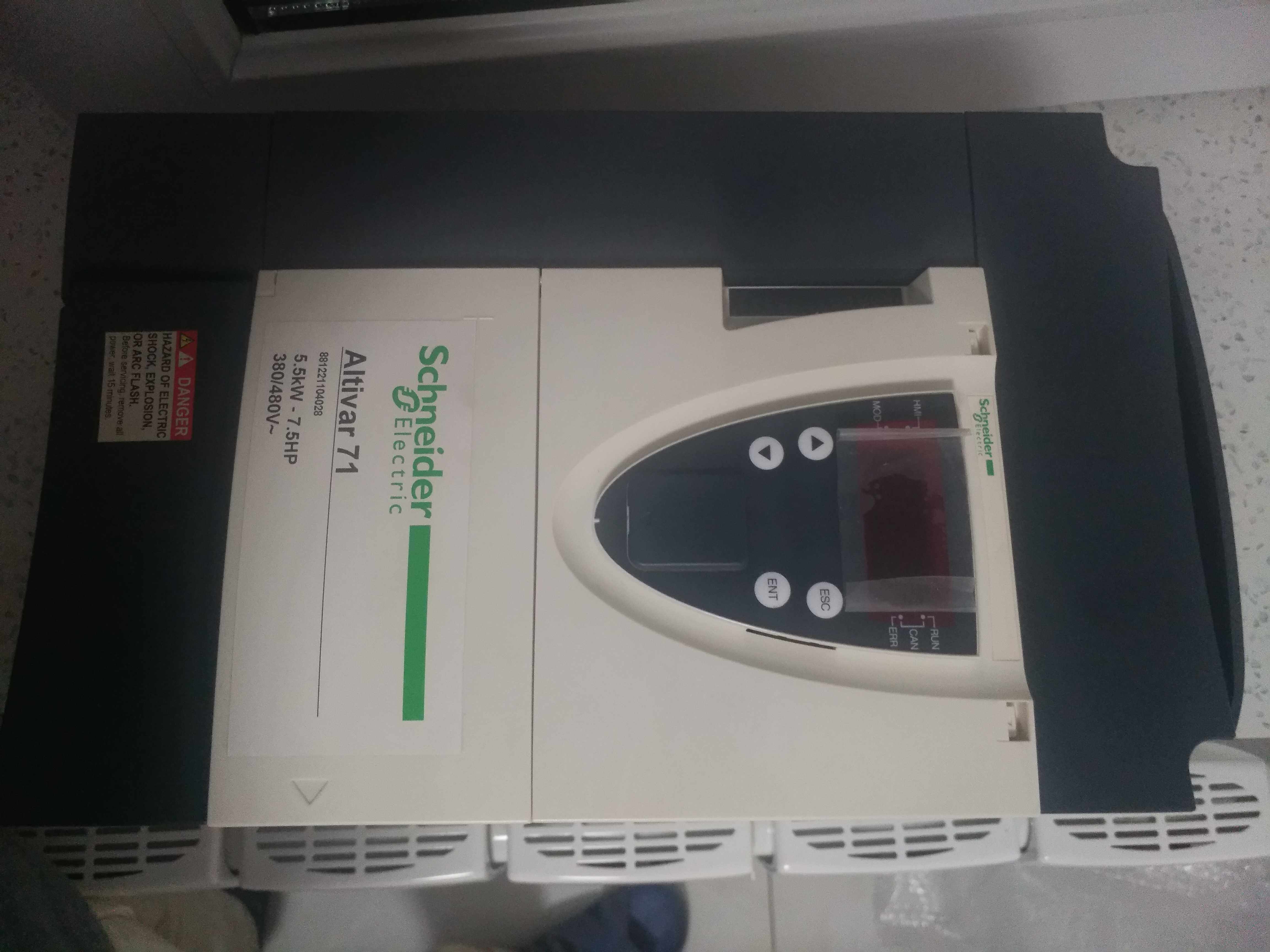 ATV71HU55N4Z New Unpowered Unpacked Schneider Inverter