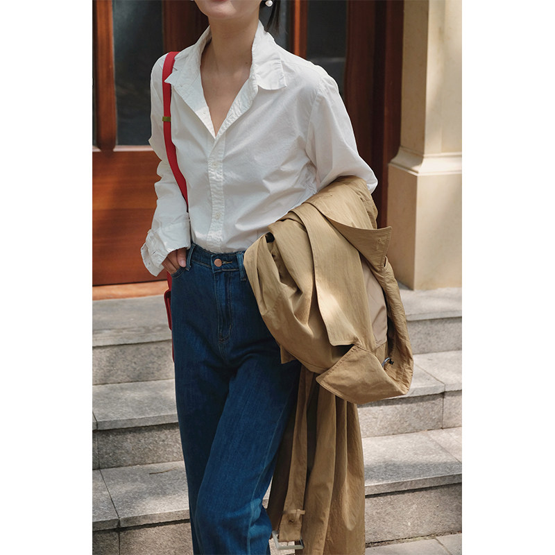 MMCC2022 spring French retro wild long-sleeved white shirt design sense niche professional shirt women's outer wear