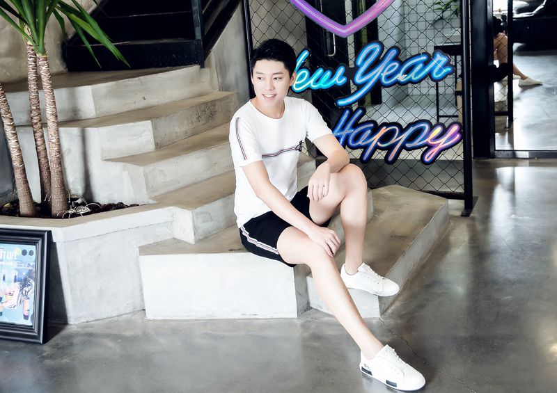 Couple thể thao phù hợp với 2018 mùa hè mới nữ ngắn tay quần short nam giới bình thường của một nửa tay sinh viên chạy hai mảnh bộ adidas hồng
