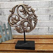 Foreign Trade Crafts Samples Countryside Retro Wind Dilapidated totem swing piece A small size