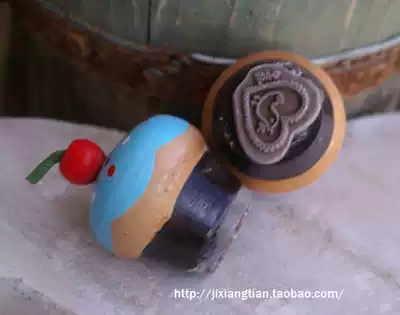 Summer clearance dilapidated blemish children's wooden toys cartoon mini Seal pair of price A