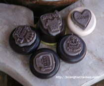 Summer Clear Cabin Dilapidated Blemish Children Wooden Toy Cartoon Mini Small Seal