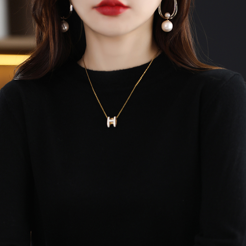 Brand High-End Black Cashmere Base Layer Sweater for Women 2024 New Style Half-High Collar Thin Wool Knit Top