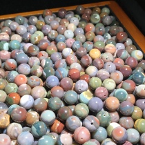 Boutique Alashan Old string of string of bulk beads blubber bracelet corn jewelry picked