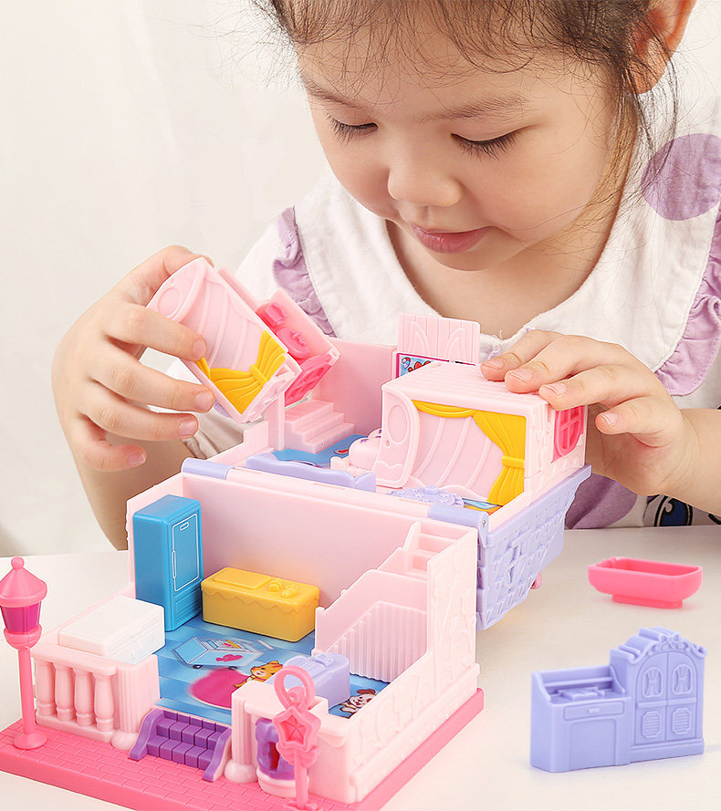 100 Smaller House Children Over Home Deformed Scene Toys Small People Multiple Surprise Props Doll Color Box Containing 