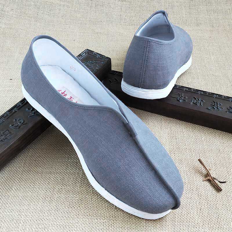 New old Beijing cloth shoes men's handmade thousand-layer bottom monk monk nun lay Chinese style cotton linen small white cloth shoes