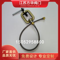 Acetylene hose conductive tube transfer and excretion metal hose filling card with acetylene large bottle guided bottle