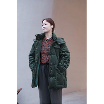 An old original with winter-style ink green light core suede with cap upright collar embroidered ultra-thick solid warm down jacket 5463