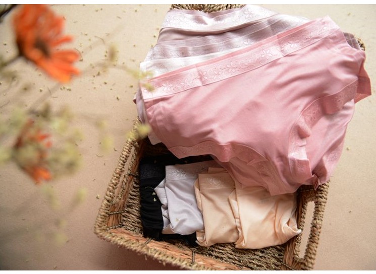 Slip simple en soie - Ref 662966 Image 18