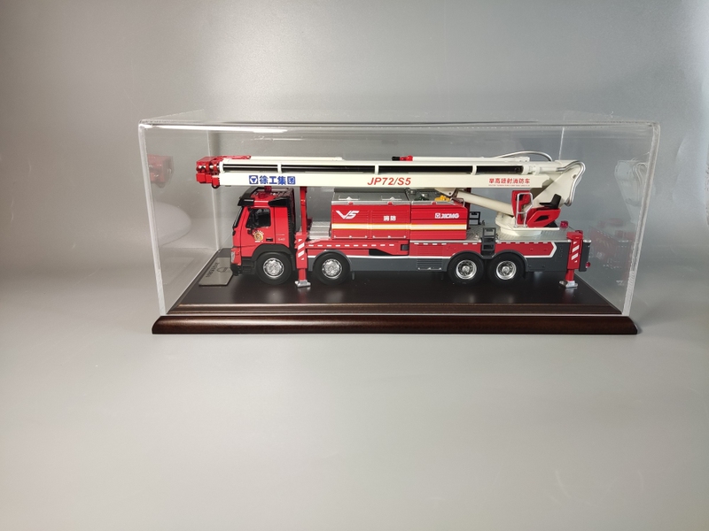 Volvo High-Pressure Fire Truck Model 1/50 Alloy Model Complete Display Box Volvo High-Pressure Fire Truck Model 1/50 Alloy Model Complete Display Box