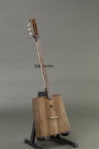 Wood surface Tuva sanxian