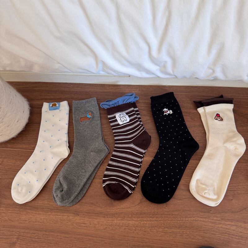 Funny Fake Two-Pair Cartoon Embroidered Dachshund ins Socks Versatile Combed Cotton Sweat-Absorbent Seamless Mid-Calf Socks for Women