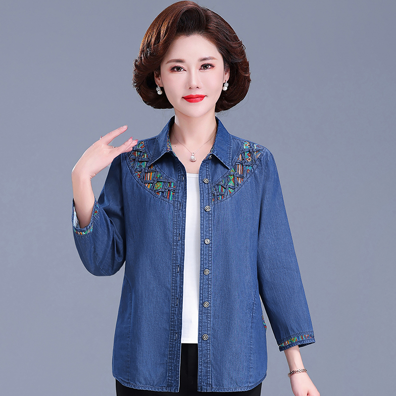 New Spring and Summer Denim Mid-Sleeve Shirt for Middle-Aged and Elderly Women, Stylish Three-Quarter Sleeve Pure Cotton Top with All-Cotton Print