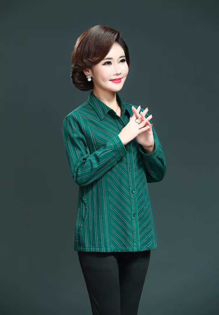 Mùa xuân và mùa thu mới áo dài tay rộng rãi XL mẹ tải áo cotton áo len trung niên mỏng - Quần áo của mẹ mẫu áo sơ mi cho người lớn tuổi