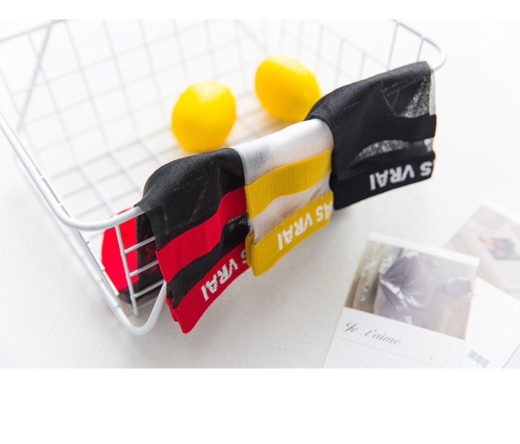 HAI2 106 được khuyên dùng cho mùa hè mới màu phù hợp với vớ thủy tinh Harajuku Slogan Nhật Bản Luokou thẻ lụa nữ vớ tất nữ cổ cao