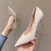 Bed high heels women with 2020 Spring and Autumn new Joker temperament pointed French girl hipster shallow mouth