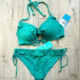 Элегантная стальная поддержка лотоса собралась на больших грудях Треугольная бикини бикини бикини бикини бикини