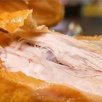 Shunfeng salt baked Wenchang chicken gift box 750g heated instant hand-torn chicken Hainan Tanniu Wenchang chicken four famous dishes