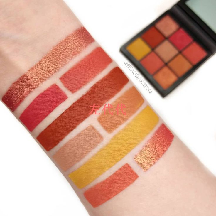 Spot British mua phấn mắt Huda 9 màu Ấm nâu Mauve Smokey 18 năm màu mắt đẹp
