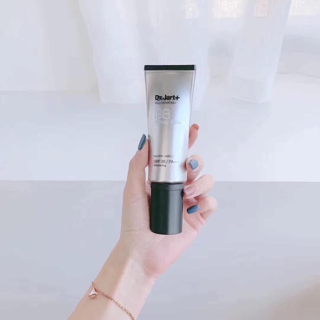 The Yi Yan 2 stores preferably Good Things Tijia Ting silver tube BB cream 40ml powder bottom liquid lasting without makeup