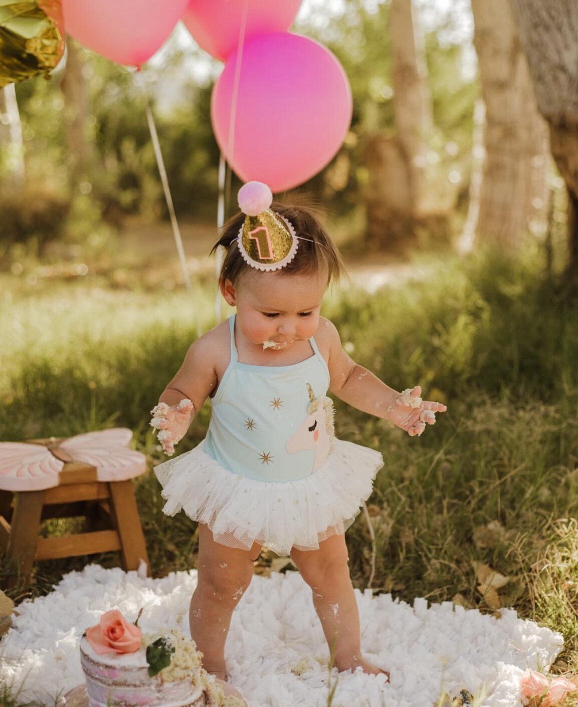 Birthday hat children baby one-year-old flower sequins crown pointed hat ins party dress up supplies arrangement photo