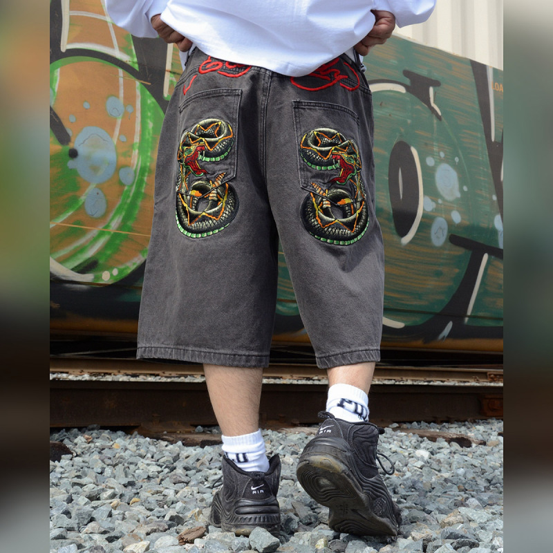 American Retro Denim Shorts Y2K Snake Embroider Oldschool Tattoo Style Hip-Hop Street Loose Fit for Men and Women Summer