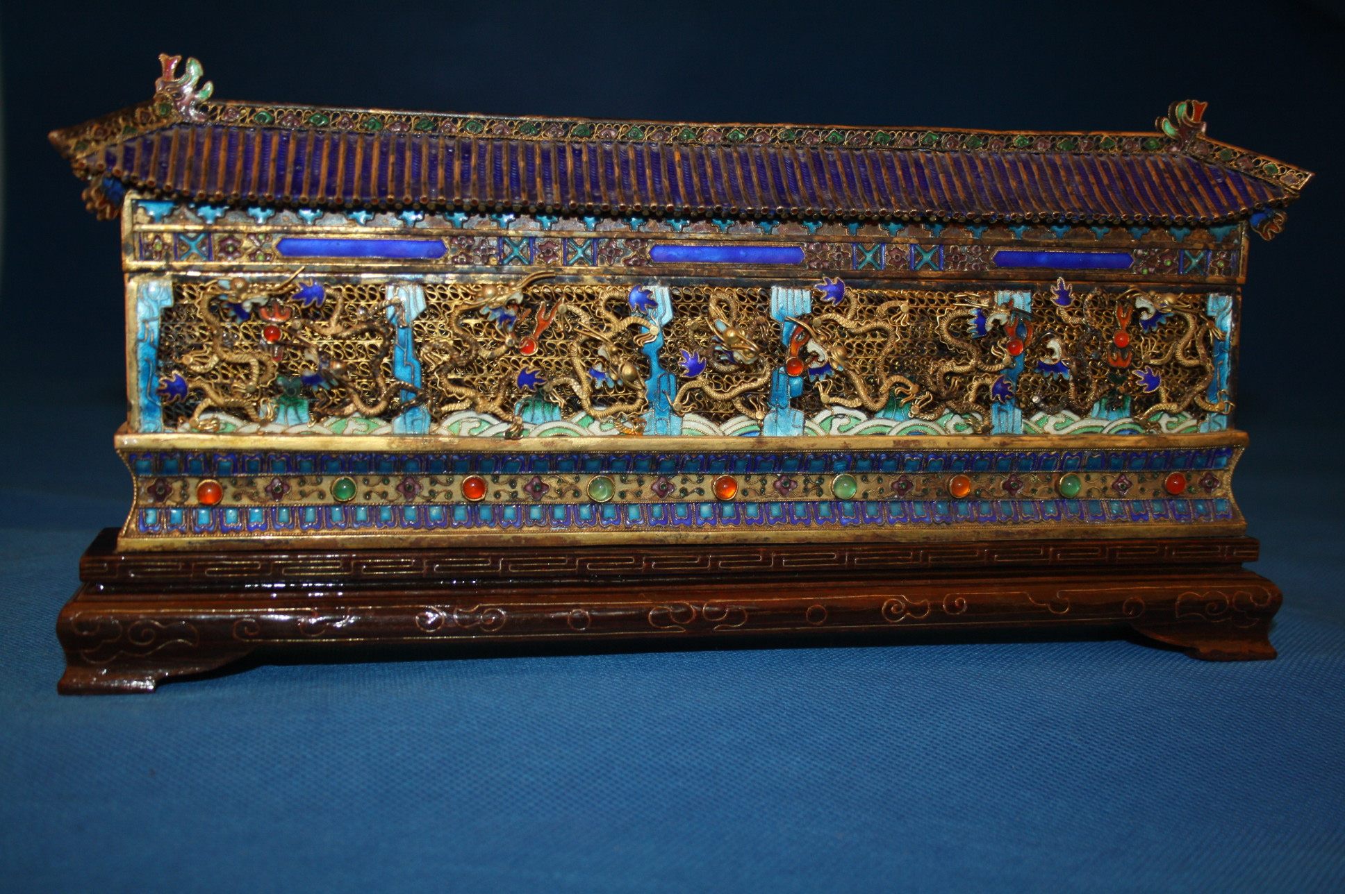 (CloisonneFiligree) 1980s foreign trade gilt filigree burnt blue hollowed out inlaid treasure Nine Dragon Wall - Taobao