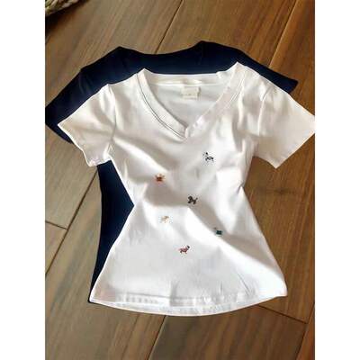 White V-neck off-the-shoulder short-sleeved T-shirt for women's summer 2025 new design style American-style slimming and form-fitting children's top