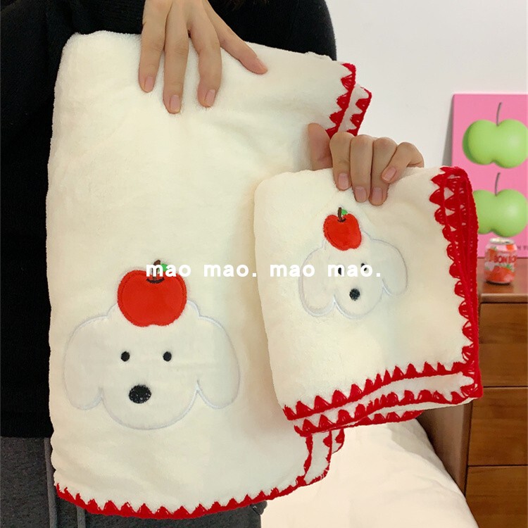 Christmas Red Apple Cute Puppy Bath Towel Two-Piece Set Coral Fleece Absorbent Home Bathrobe Wearable Wrap Christmas Red Apple Cute Puppy Bath Towel Two-Piece Set Coral Fleece Absorbent Home Bathrobe Wearable Wrap