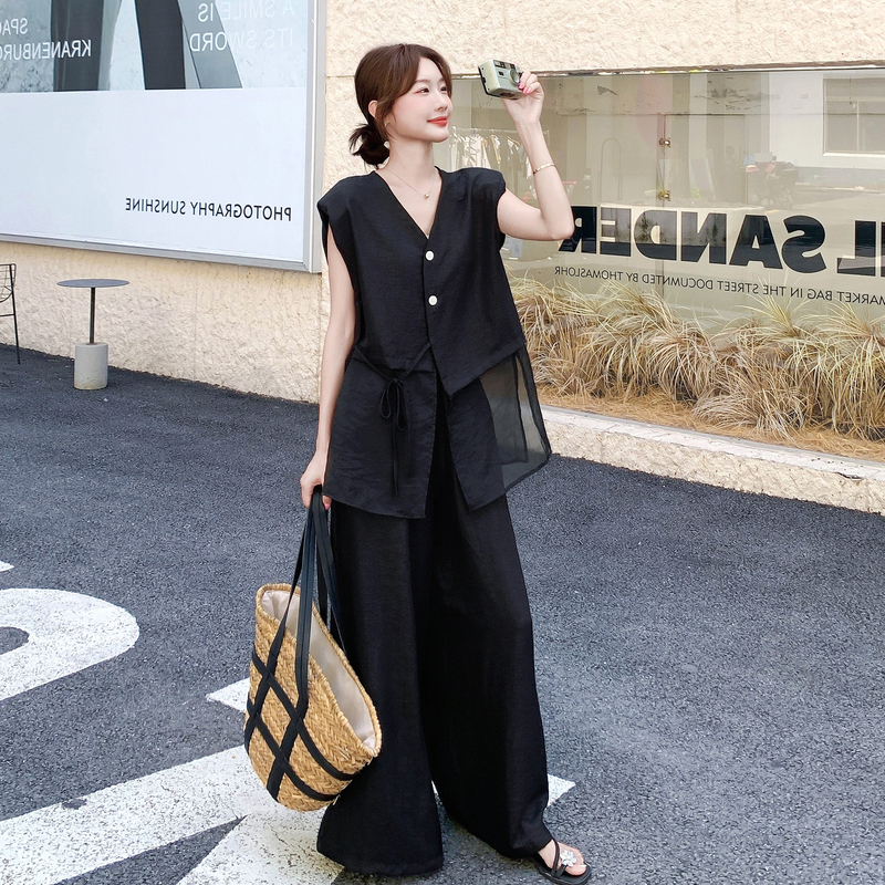 Black Old Money Style Outfit Set for Women, Summer 2026 New Trendy Casual Popular Wide-Leg Pants Two-Piece Set Black Old Money Style Outfit Set for Women, Summer 2026 New Trendy Casual Popular Wide-Leg Pants Two-Piece Set