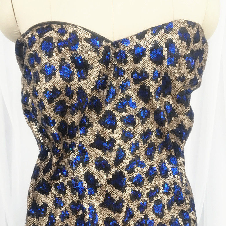 Description Picture 2 of itemSmall leopard wild personality popular queen red and blue leopard sequined fabric embroidered dress sequined fabric