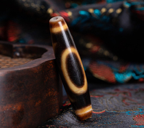 Natural Tibetan genuine pure eye world teeth yellow sky beads Jewelry necklace pendant couple Mens sweater chain